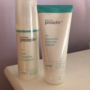 Proactiv pore treatment and hydrator